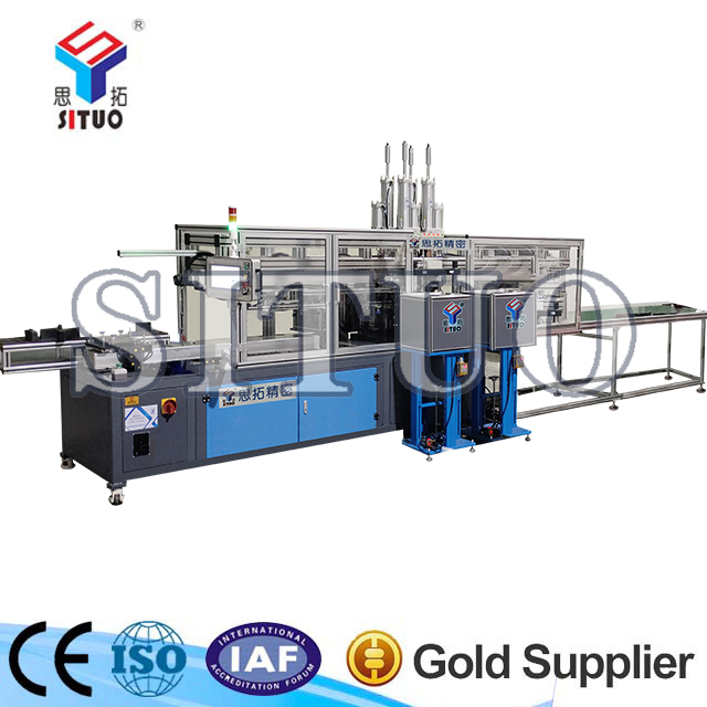 歐普照明全自動鉚接生產線